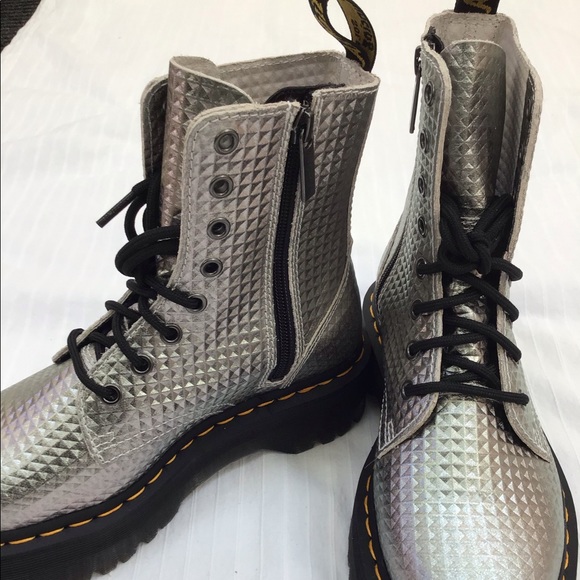 SOLD‼️DOC MARTENS JADON STUD LEATHER PLATFORM BOOT - Picture 11 of 16
